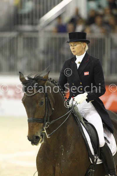 JORGENSEN_FBW DE VITO_MILANO_2011_SS3_0190.jpg